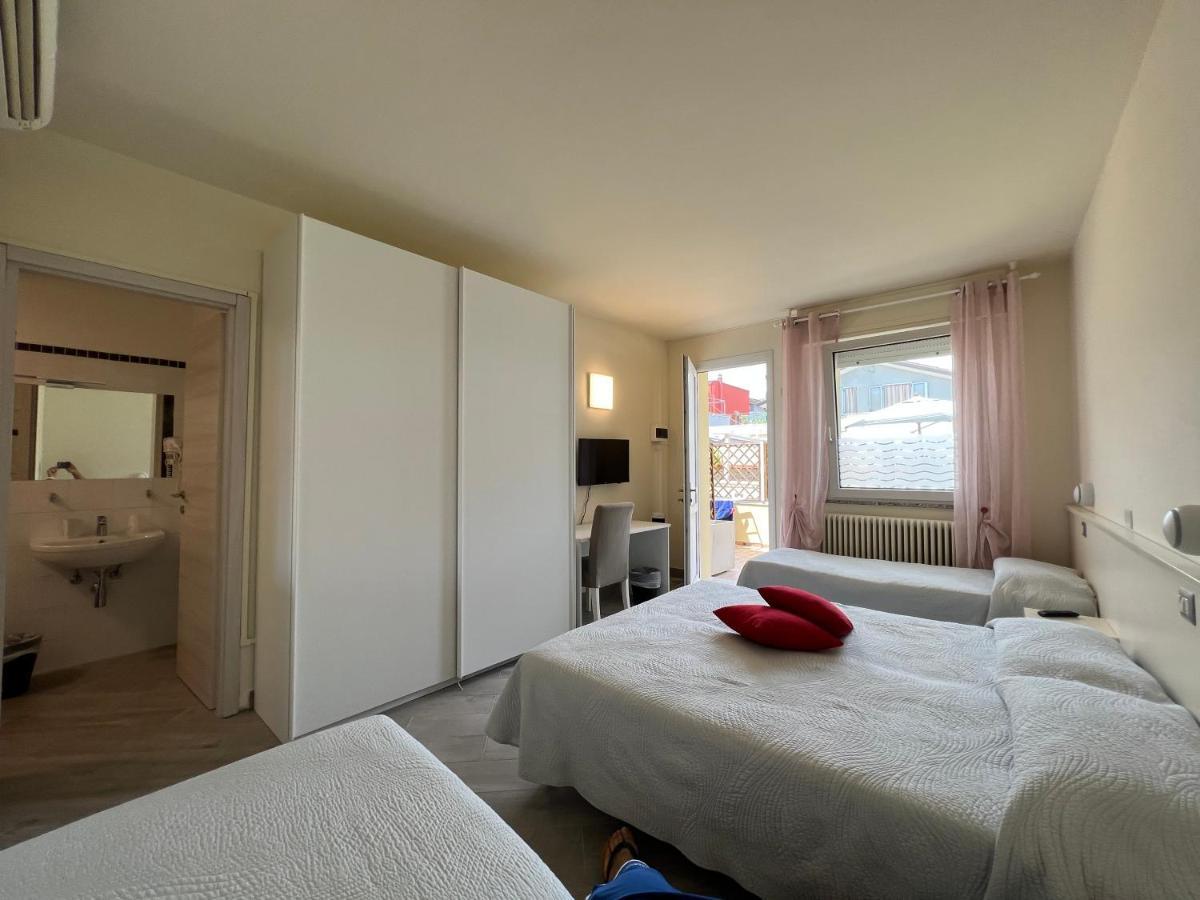 Hotel Locanda Rosy Cattolica Exteriér fotografie